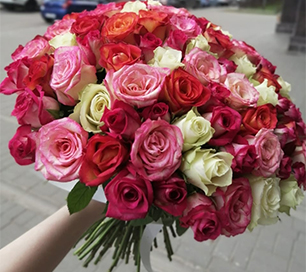 101 роза, Композиция Настроение, по оптовым ценам в петербурге